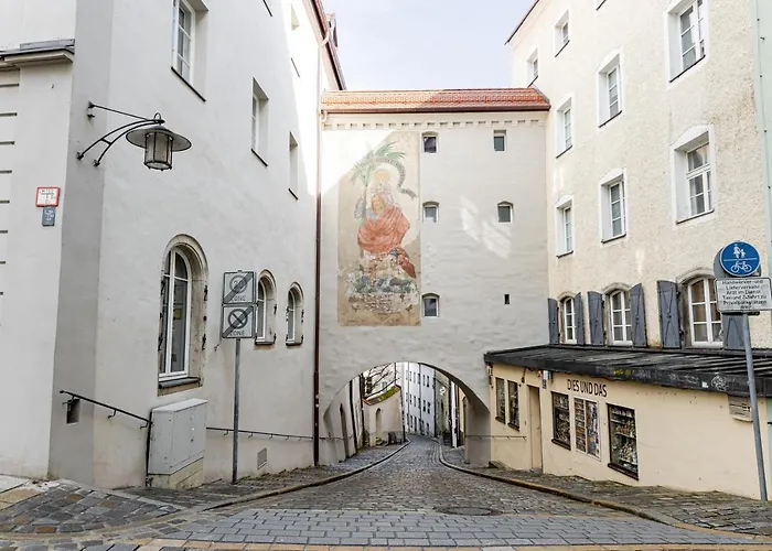 Servus Old Town Premium