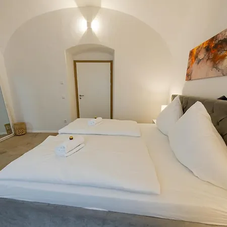 Servus Old Town Premium Апартаменты *