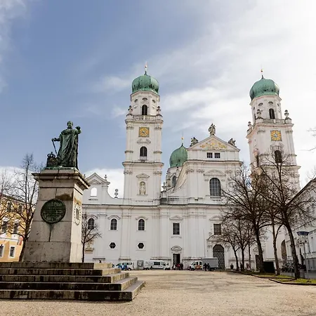 Servus Old Town Premium Апартаменты Пассау